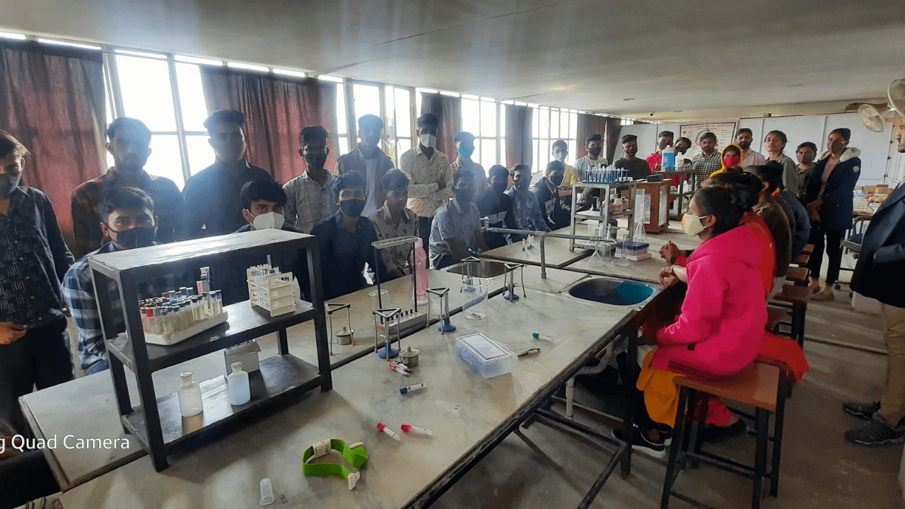 Practical class room of Ayush institute